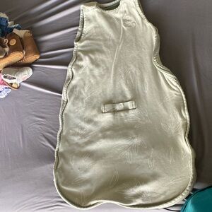 Woolino 4 seasons Ultimate Sleep Sack 2-24m